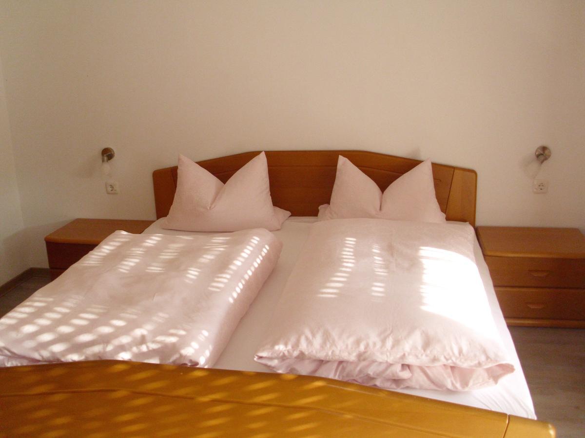 Gasthof Zur Frohen Einkehr Reichardsroth Room photo